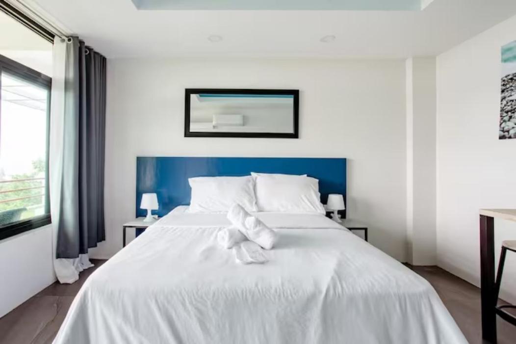 Casa Noah Hotel Tagaytay City Buitenkant foto
