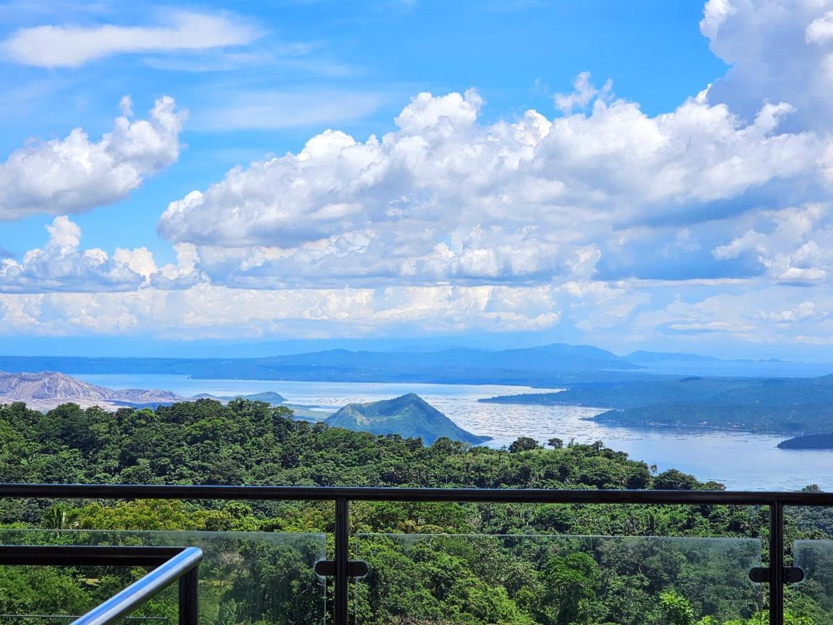 Casa Noah Hotel Tagaytay City Buitenkant foto