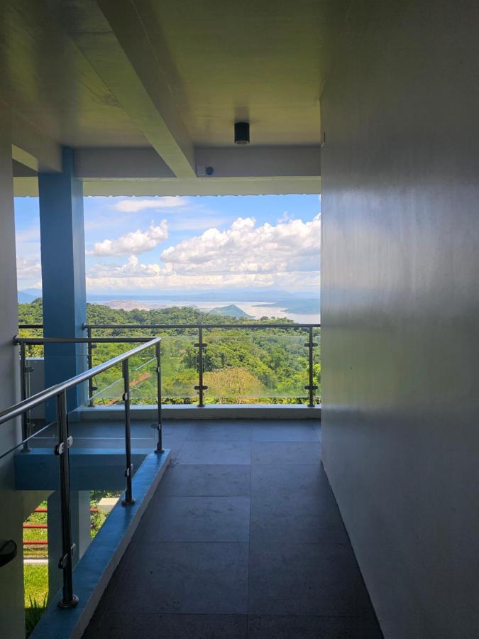 Casa Noah Hotel Tagaytay City Buitenkant foto
